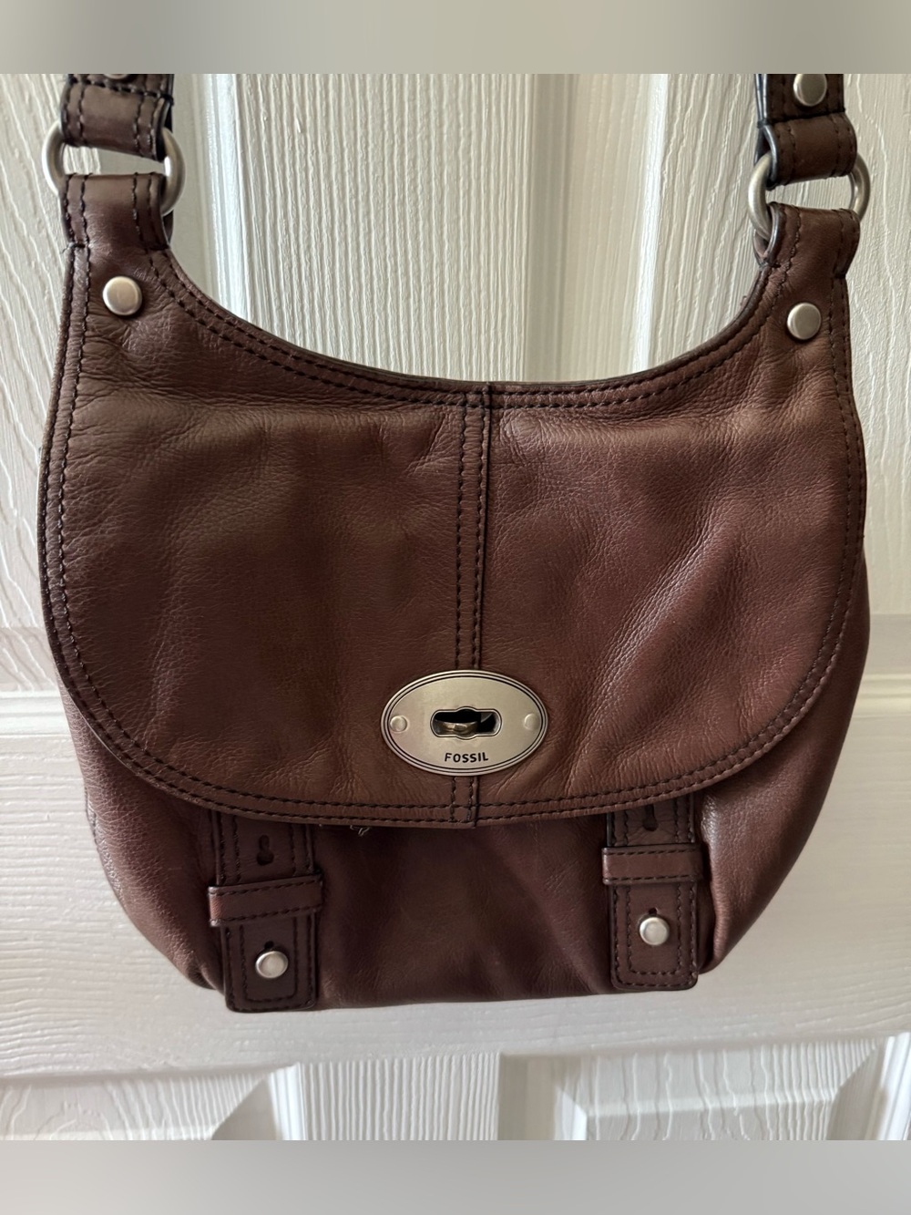 FOSSIL Maddox Distressed Brown Leather Organizer Crossbody Messenger Bag Vintage